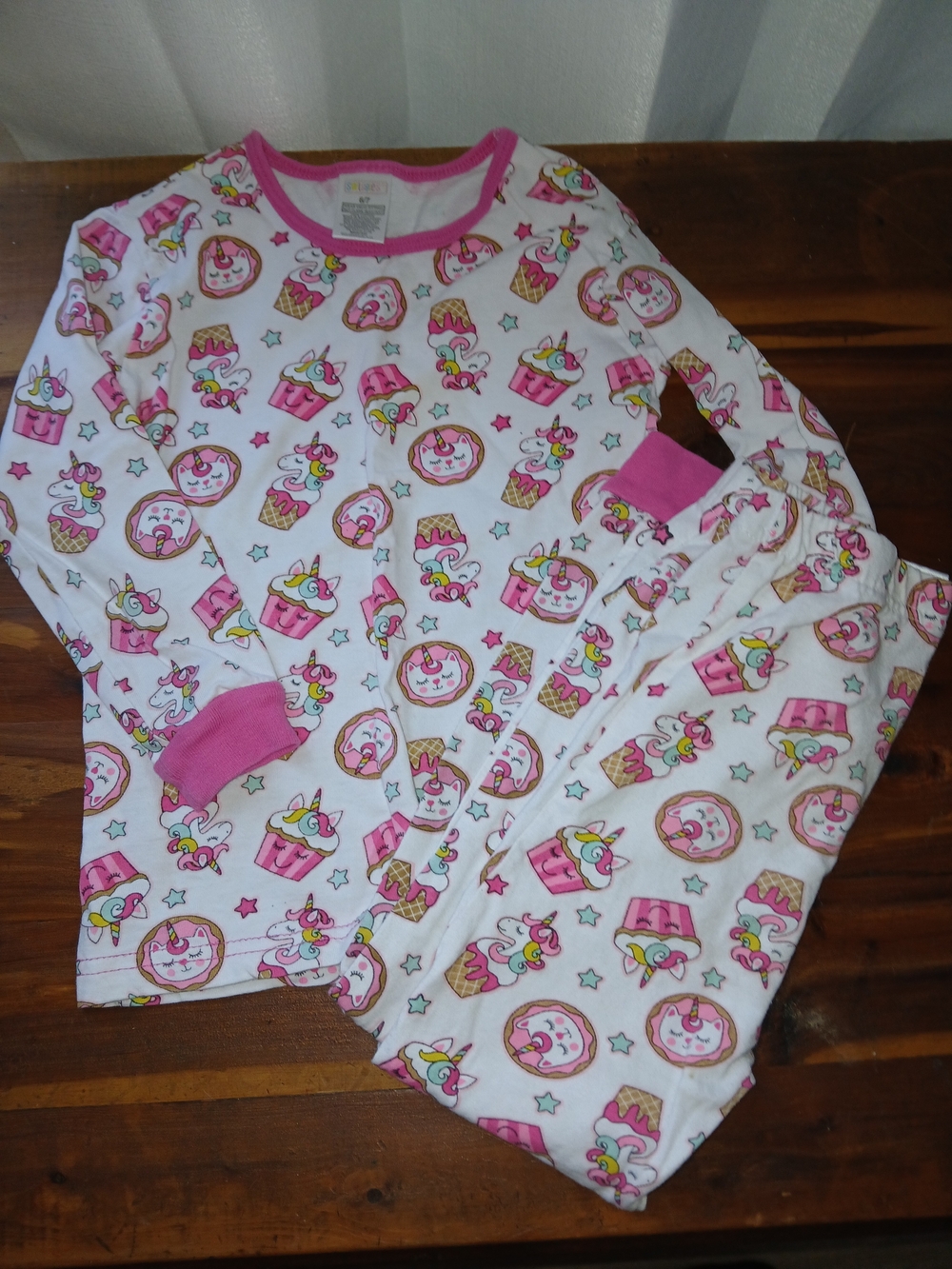 Swiggles Girls' Pink Unicorn & Cupcake Pajama Set - Sleepwear